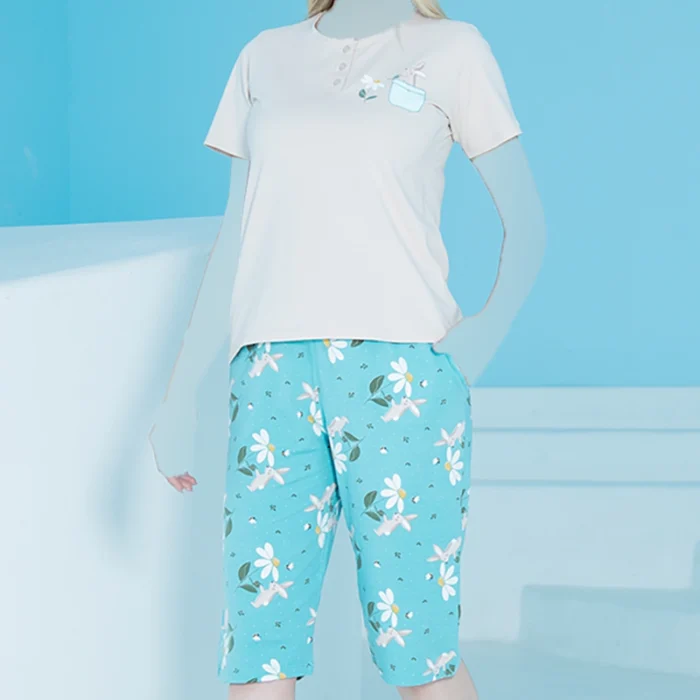 1740376139-IMG_4727 copy ست زنانه تیشرت یقه گرد و شلوارک چاپدار بلکس (نیکوتن پوش) کد 62416